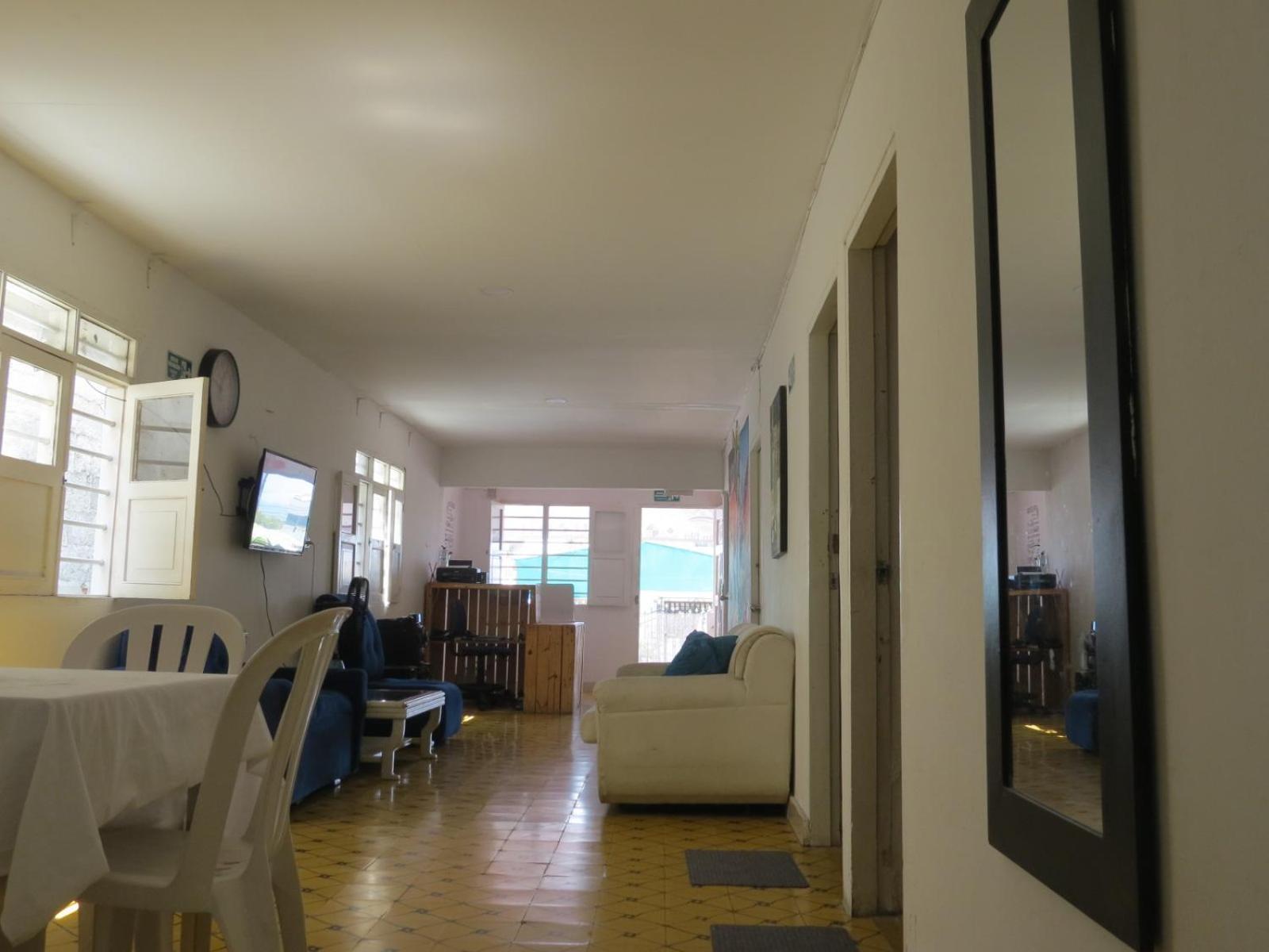 Playa Baru Hostal *