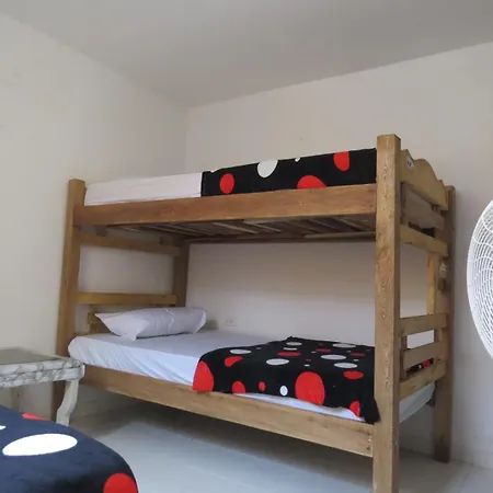 Hostel Playa Baru *