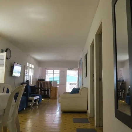 Playa Baru Hostel *