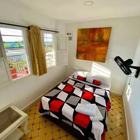 Playa Baru Hostel *